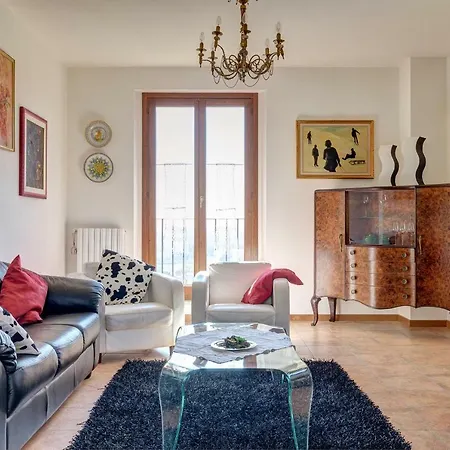Apartment Finestra Su
